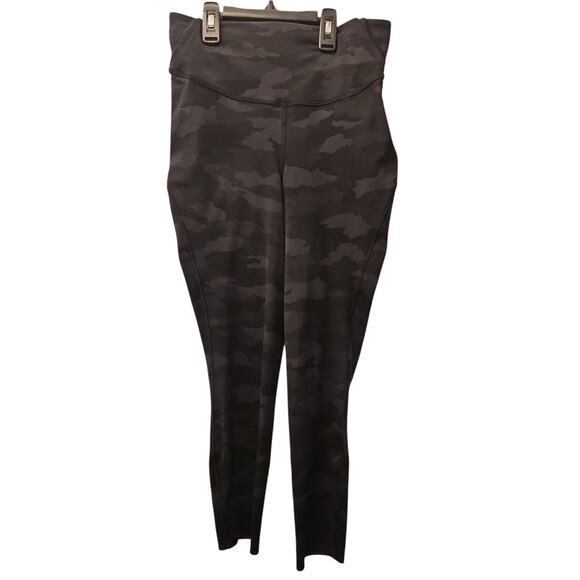 Lululemon Women's Sz 8 Base Pace High Rise Tight 25-Inch Gray Camo Leggings.Read - Picture 1 of 16